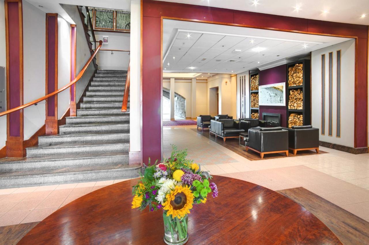 Best Western Plus The Quays Hotel Шефилд Екстериор снимка