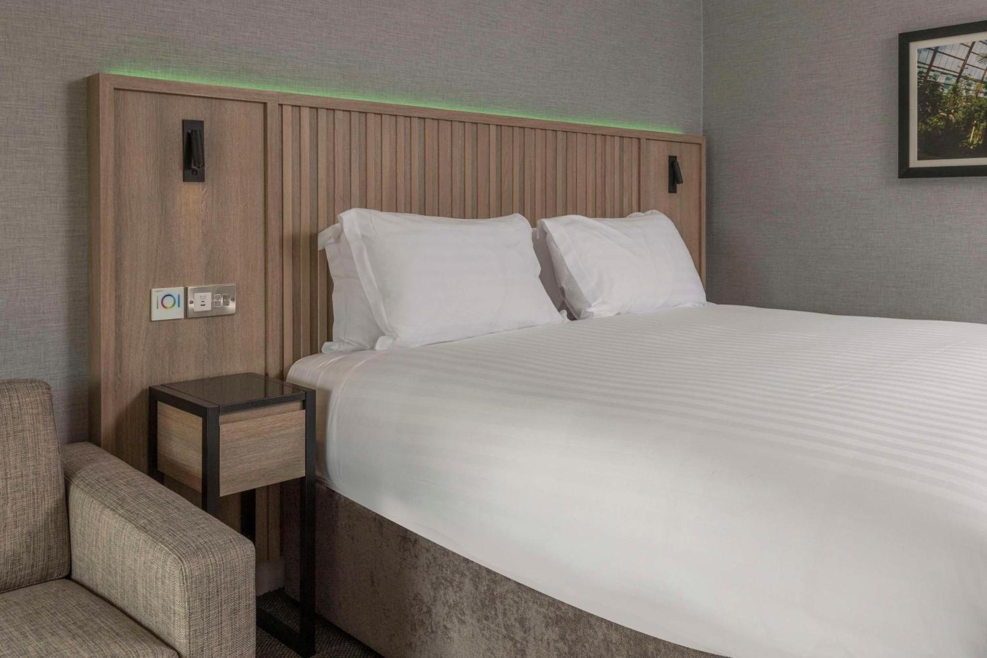 Best Western Plus The Quays Hotel Шефилд Екстериор снимка