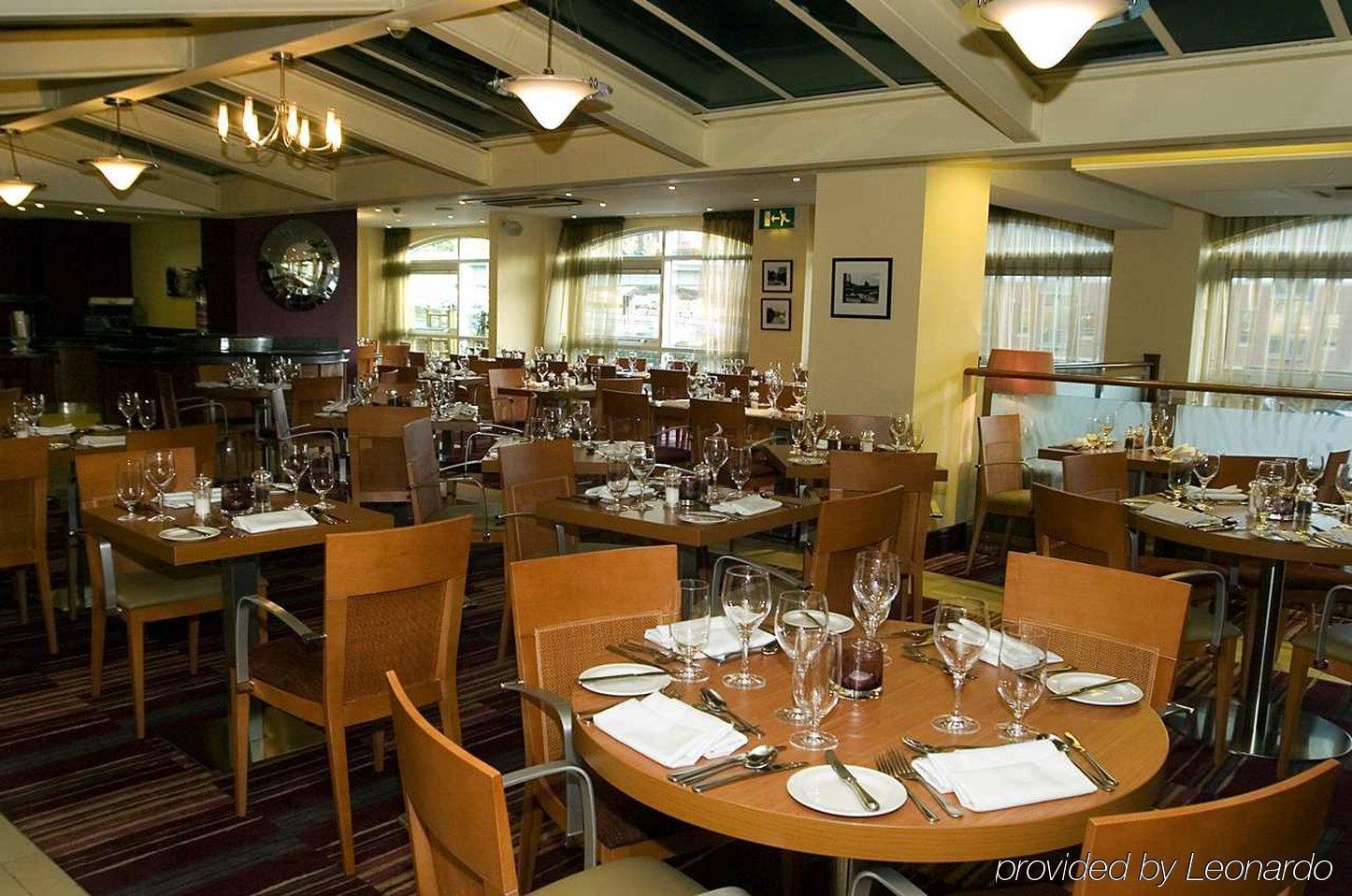 Best Western Plus The Quays Hotel Шефилд Ресторант снимка